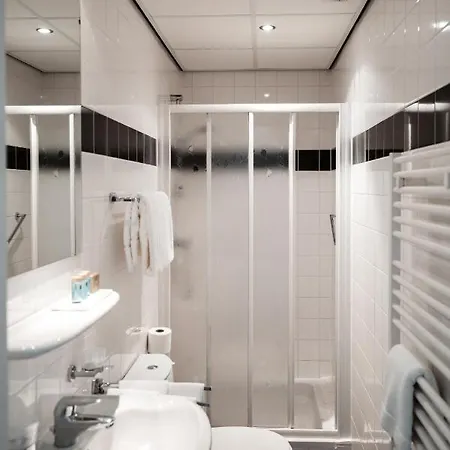 De Lunterse Boer Szálloda 3*