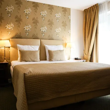 De Lunterse Boer Hotel 3*