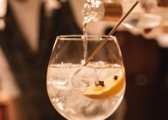 德伦特斯波尔酒店 3* 卢特伦